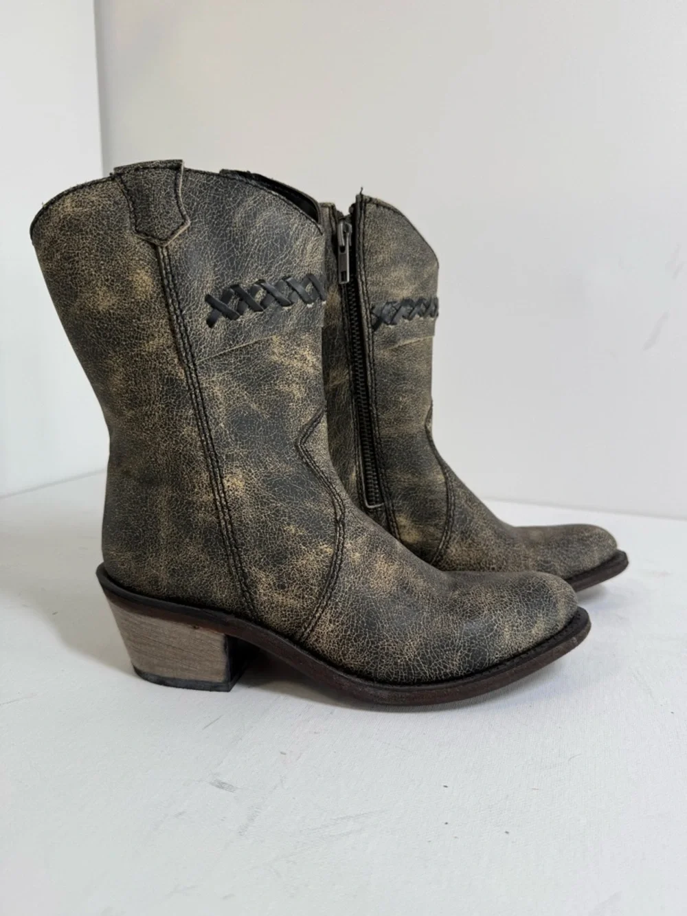 Old West Girl's Distressed Leather Charcoal Cross Stitch Cowgirl Boots Size 2